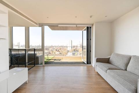 32 Barry Blandford Way, London E3 1 bed flat for sale