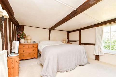 Crowborough, East Sussex 3 bed detached house for sale