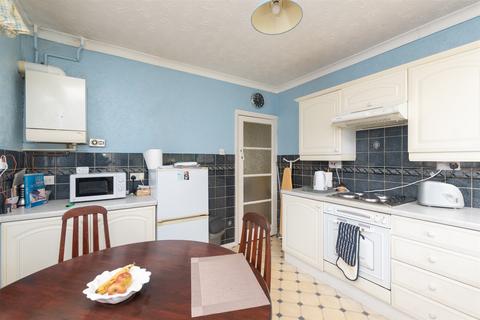 Hillside Avenue, Gravesend, Kent 2 bed detached bungalow for sale