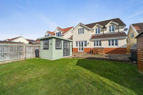 Coddenham, Ipswich, Suffolk 4 bed detached house for sale