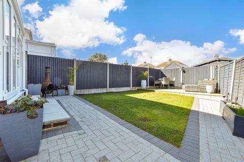Forelands Square, Deal, Kent 3 bed semi