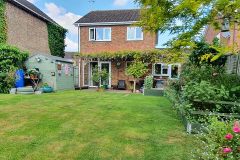 Duchy Close, Chelveston 3 bed link detached house for sale
