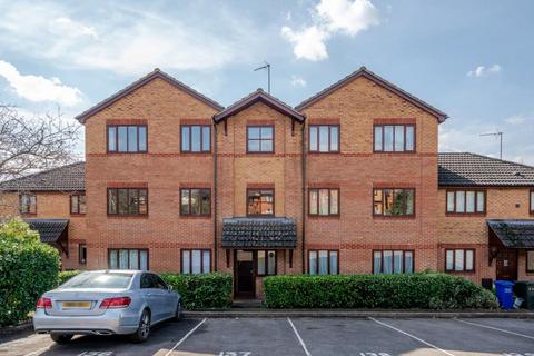 Banbury,  Oxfordshire,  OX16 1 bed flat for sale