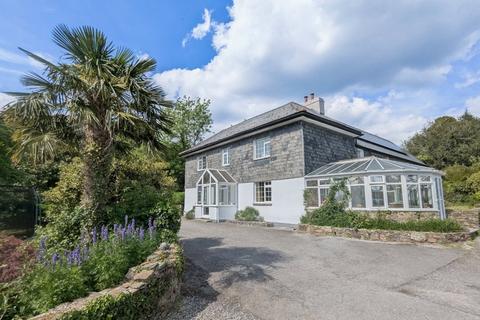 Avonwick, South Brent, Devon, TQ10 5 bed detached house for sale