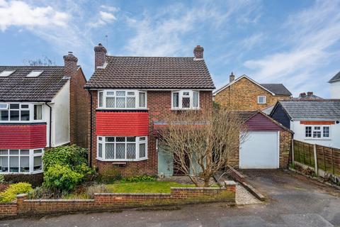 Laurel Road, Gerrards Cross SL9 3 bed detached house for sale