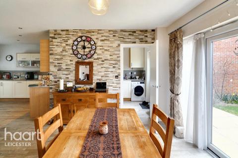 Bovinger Road, Leicester 5 bed detached house for sale