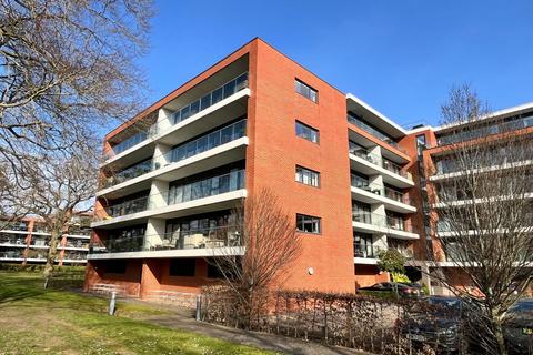 Racecourse Road, Newbury RG14 2 bed apartment for sale