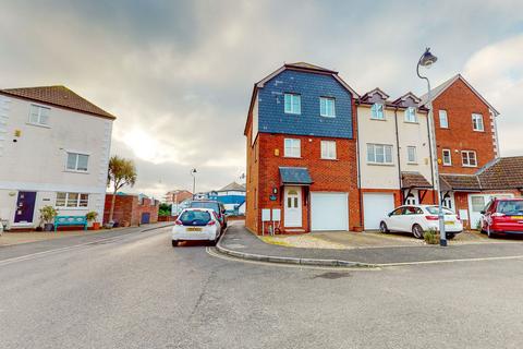 Shelly Reach, Exmouth, EX8 1XT 4 bed end of terrace house for sale