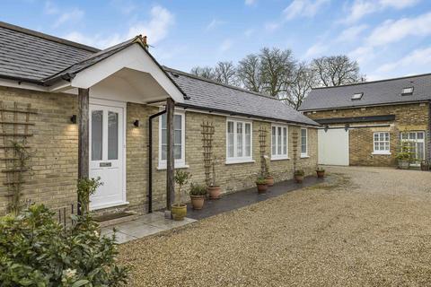 3, Keston, BR2 3 bed barn conversion for sale