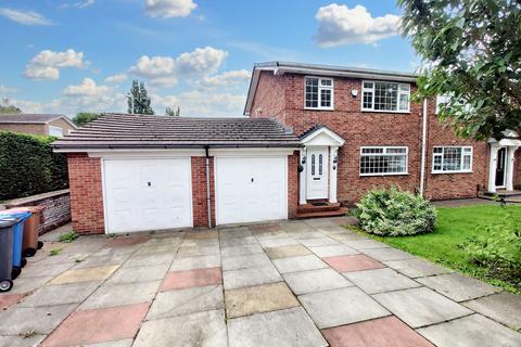 Hilton Grove, Manchester M28 3 bed semi