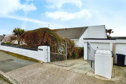 Valley, Holyhead, LL65 3 bed semi