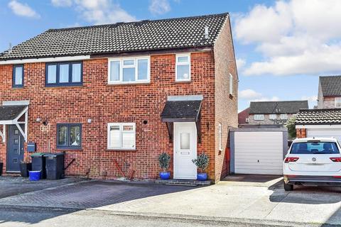 Townsend Road, Snodland, Kent 3 bed semi
