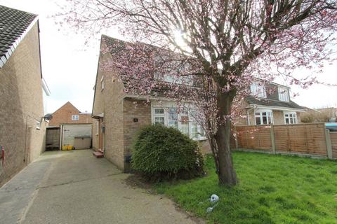 Langford Crescent, Thundersley 3 bed detached house for sale