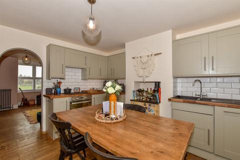 London Road, Ditton, Aylesford, Kent 3 bed terraced house for sale