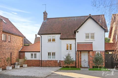 Coopersale Common, Epping CM16 4 bed link detached house for sale