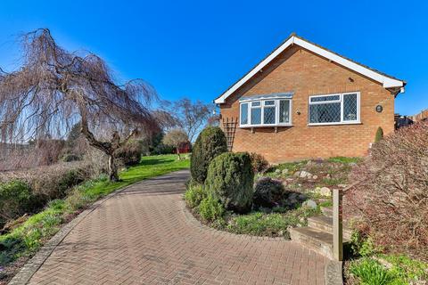 Newhaven Way, Hadleigh, IP7 3 bed detached bungalow for sale