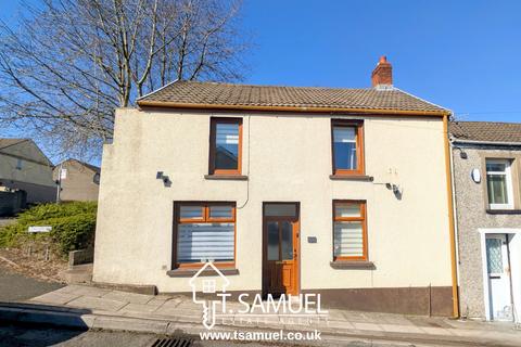 Lower Station Street, Aberaman, Aberdare 3 bed end of terrace house for sale