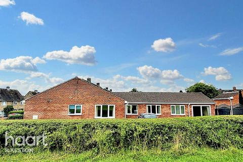 Tansley Avenue, Ilkeston 4 bed detached bungalow for sale