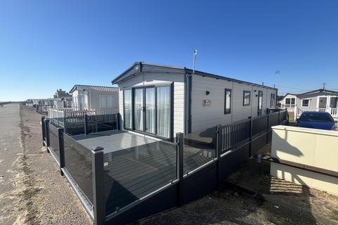 Suffolk Sands, Felixstowe IP11 2 bed static caravan for sale