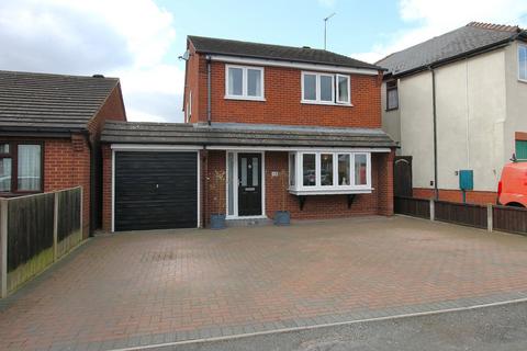 Batham Road, Kidderminster, DY10 4 bed detached house for sale