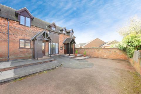 Finchfield Lane, West Midlands WV3 2 bed terraced house for sale
