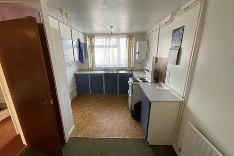 Downland Avenue, Peacehaven, East Sussex 2 bed terraced house for sale