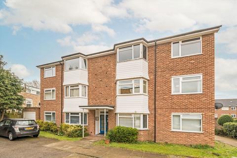 Oak Hill, Surbiton KT6 2 bed flat for sale