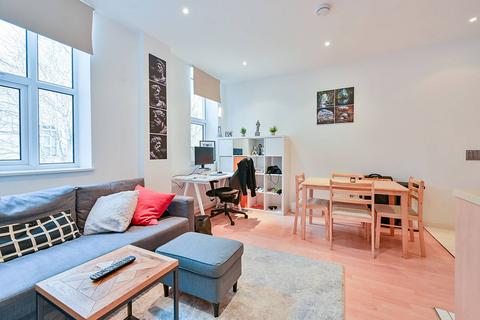 Bromyard House, East Acton, London, W3 1 bed flat for sale