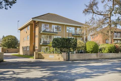 Grosvenor Road, Bournemouth, Dorset 2 bed apartment for sale
