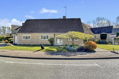 George Lane, Chipping Campden 2 bed detached bungalow for sale