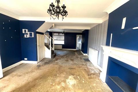 Cecil Avenue, Sheerness, Kent 3 bed terraced house for sale