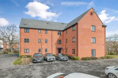 Henshaw Court, Solihull, B90 8DG 2 bed apartment for sale