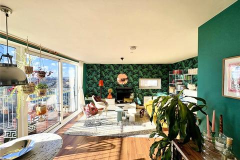 City Road, EC1V 2 bed penthouse for sale
