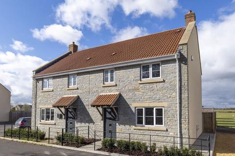 Coombe Hill Close, Somerton TA11 3 bed semi