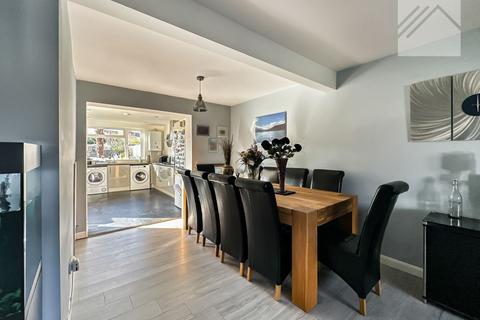 Deepwater Road, Canvey Island 4 bed semi