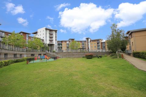 Kelvin Gate, Bracknell RG12 1 bed apartment for sale