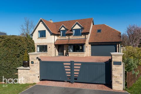 The Hamlet, Chettisham 5 bed detached house for sale
