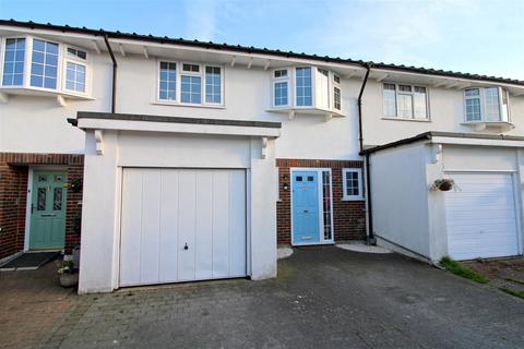 Pinewood Close, Seaford 3 bed terraced house for sale