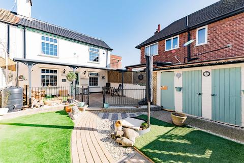 Vauxhall Terrace, Great Yarmouth 3 bed semi