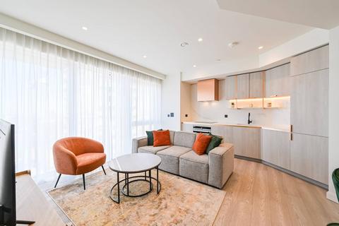 Aspen, Canary Wharf, London, E22 2 bed flat for sale