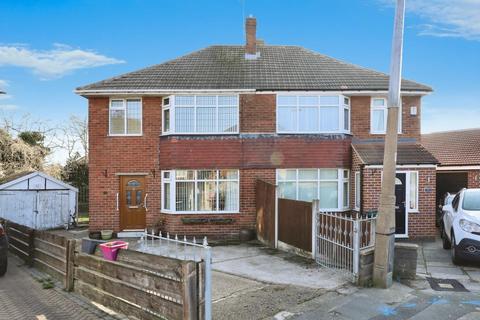 Margaret Close, Aston, Sheffield, S26... 3 bed semi