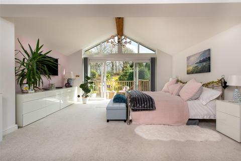 Norton Road, Iverley, Stourbridge 4 bed detached house for sale