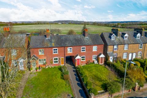 Wingrave Road, Tring HP23 3 bed terraced house for sale