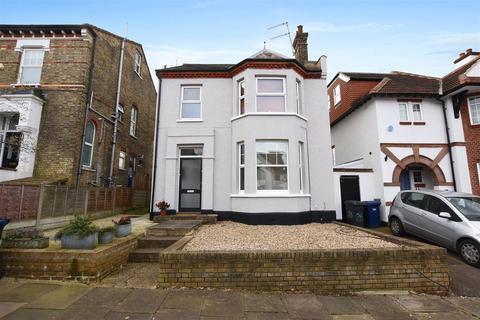 Lansdowne Road, Finchley 1 bed flat for sale