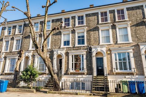 Lorrimore Road, London, SE17 2 bed flat for sale