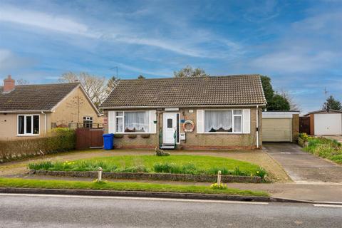 North End, Roos 2 bed detached bungalow for sale