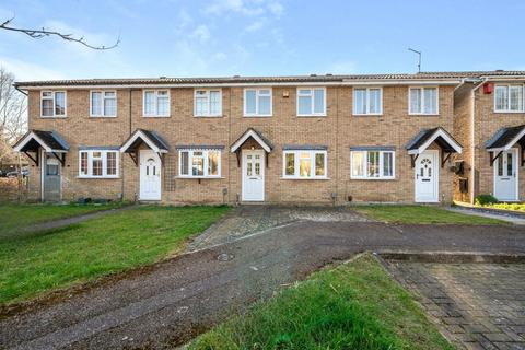 Longbrooke, Dunstable LU5 2 bed terraced house for sale