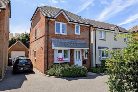 Fellows Gardens, Yapton 3 bed detached house for sale