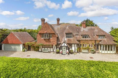 Fitzroy Avenue, Broadstairs, Kent 6 bed detached house for sale