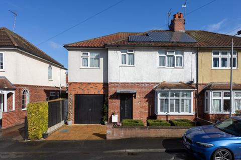 4 bedroom semi-detached house for sale